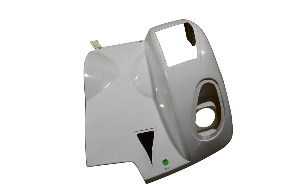 Fender, Front - LH - DP02